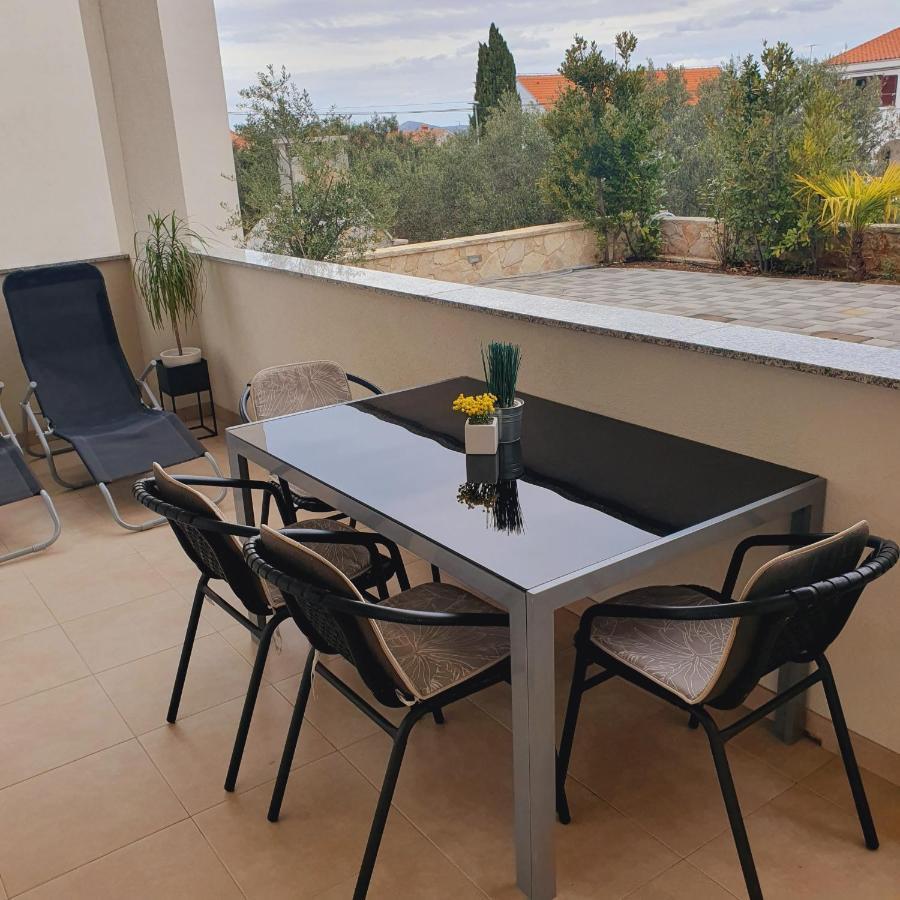 Apartments Marti Murter Ngoại thất bức ảnh