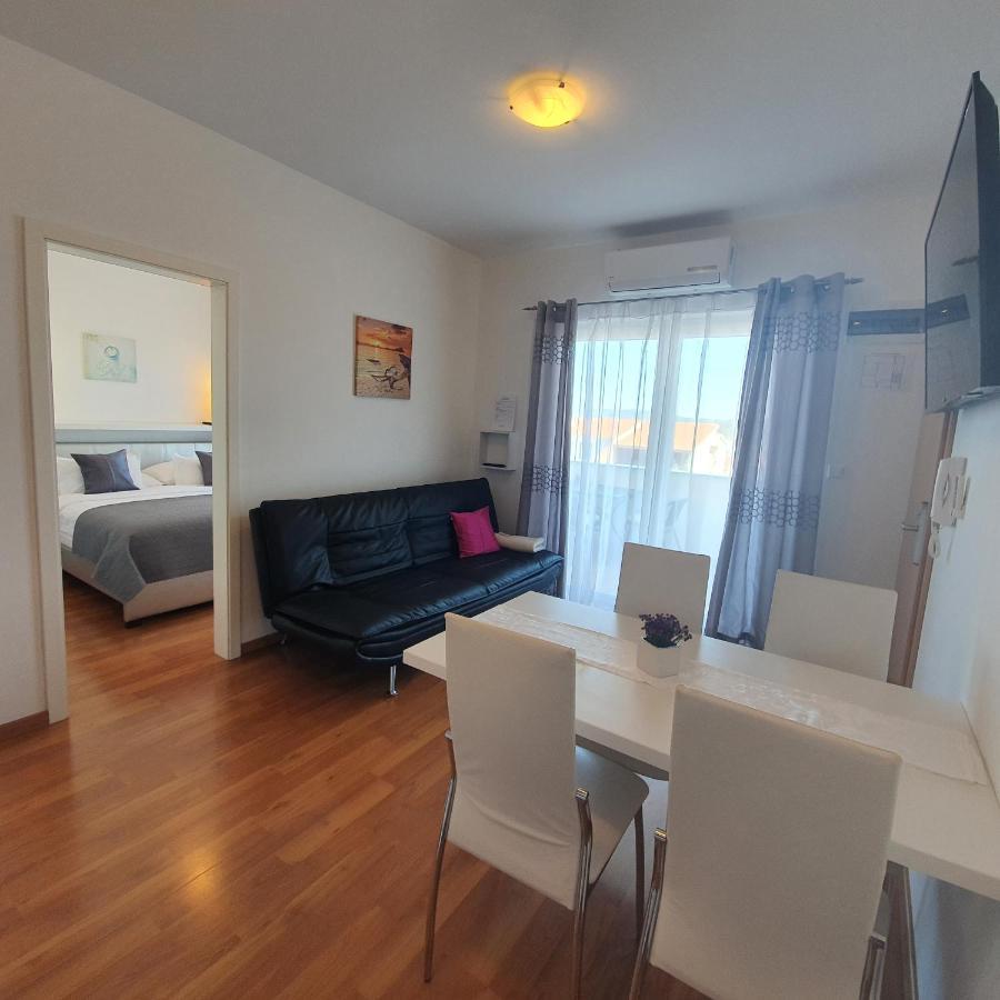 Apartments Marti Murter Ngoại thất bức ảnh