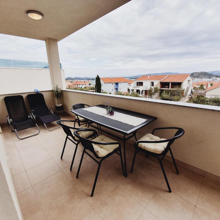 Apartments Marti Murter Ngoại thất bức ảnh