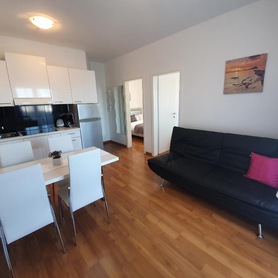 Apartments Marti Murter Ngoại thất bức ảnh
