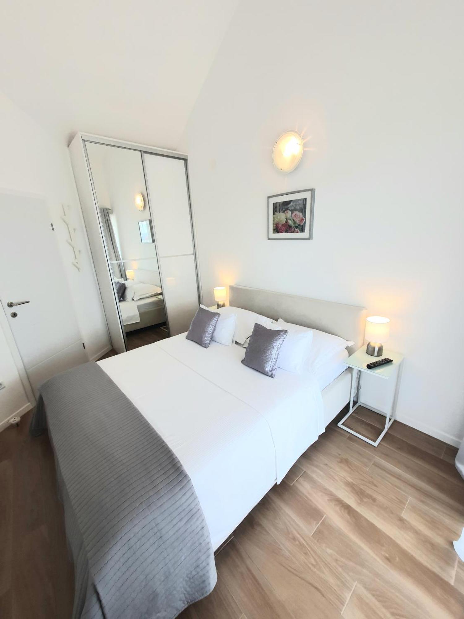 Apartments Marti Murter Ngoại thất bức ảnh